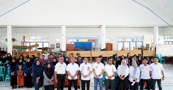 Kepala Kesbangpol Makassar Gelar Penyuluhan Bahaya Narkoba bagi Pelajar