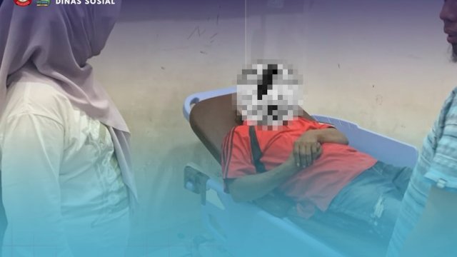 Kadis Sosial Turun Langsung Tangani Orang Terlantar, Dirujuk ke Rumah Sakit