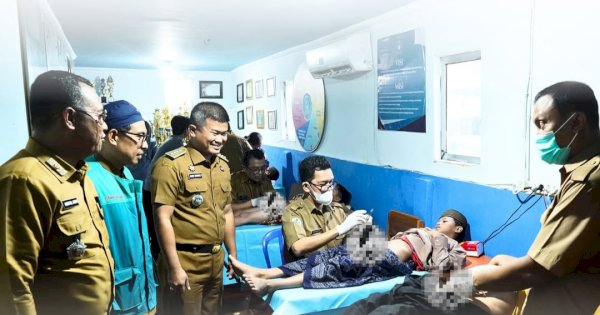 Camat Mamajang Resmi Membuka Kegiatan Khitanan Massal dan Donor Darah