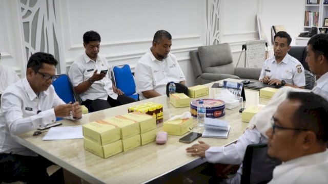 Rapat Koordinasi Satgas Pengawasan Perizinan Kota Makassar Bahas Pelanggaran Usaha