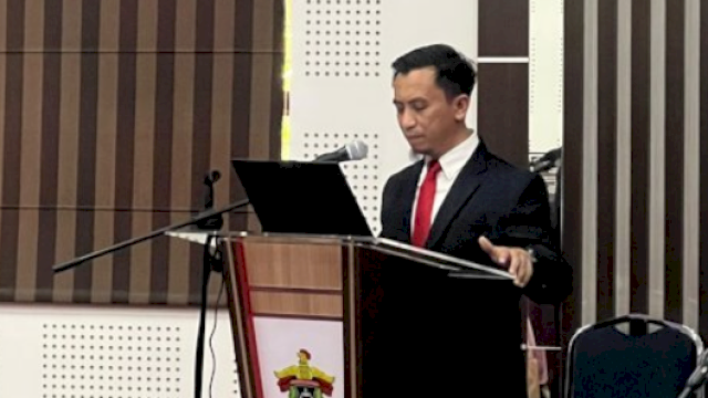 Helmy Budiman Raih Gelar Doktor dengan Penelitian tentang Pertumbuhan Ekonomi Wilayah Penyangga IKN