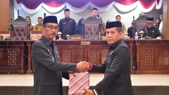 Pemkab dan DPRD Sinjai Setujui Ranperda APBD 2025