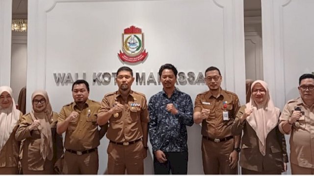 Kepala Bappeda Makassar Dampingi Pjs Walikota Terima LBH Makassar