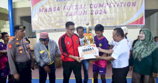 Asisten 1 Setdakab Sinjai Tutup Turnamen Mansa Futsal Competition 2024