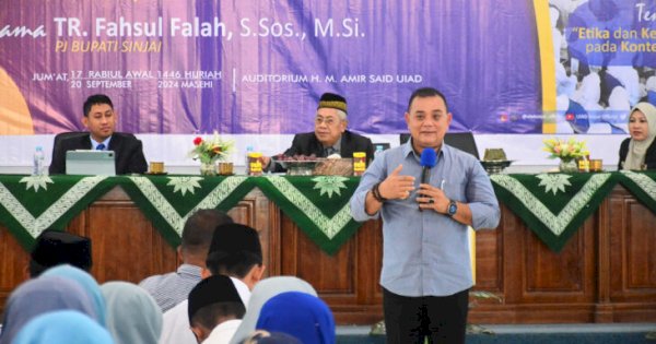 TR. Fahsul Falah Isi Kuliah Umum di UIAD: Etika & Kepemimpinan Global