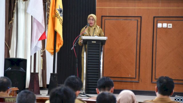 Pemkab Sinjai adakan Konsultasi Publik II KLHS untuk RPJMD 2025-2029, tekankan prinsip pembangunan berkelanjutan dan pencapaian SDGs.||humas 