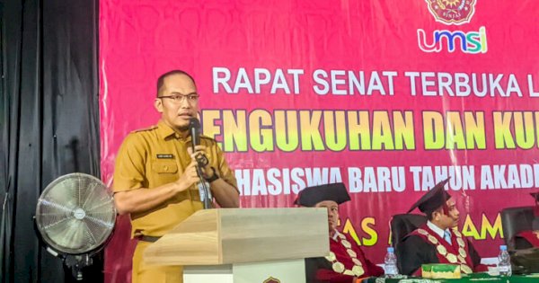 Plh Sekda Sinjai Dorong Mahasiswa Baru UMSi Beradaptasi di Era 5.0
