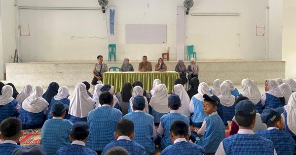 Diskominfo Makassar Lanjutkan Program Edukasi Digital di SMP Negeri 7 Makassar