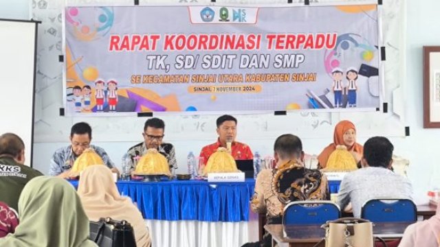 Rapat Koordinasi Terpadu Kecamatan Sinjai Utara yang digelar di SMP 5 Sinjai