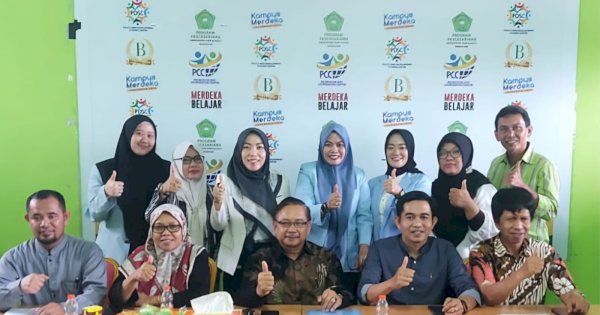 Program Pascasarjana Unpacti Makassar Yudisium 20 orang Magister Ilmu Pemerintahan Angkatan I