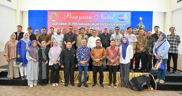 Rayakan Natal Bersama Karyawan Kristiani, Dirut PDAM Titip Pesan Khusus