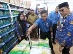 Tinjau Harga Pasar Tradisional dan Swalayan, PJ Sekda Makassar Sebut Ada Kenaikan Harga 5 Hingga 10 Persen