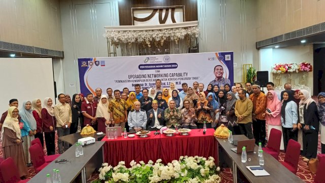 Legislator Deng Ical Beri Insight di &#8216;Penyegaran Akhir Tahun 2024&#8217; Yayasan Pendidikan Fajar