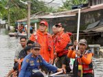 Wali Kota Danny Pomanto Turun Langsung Pantau Korban Terdampak Banjir di Makassar 