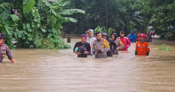 12 Kabupaten/Kota di Sulsel Dilanda Banjir dan Longsor, Dua Anak Dilaporkan Tewas