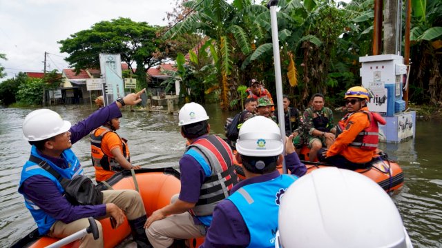 Banjir Mulai Surut, PLN Tanggap Pulihkan Pasokan Listrik di Kota Makassar 