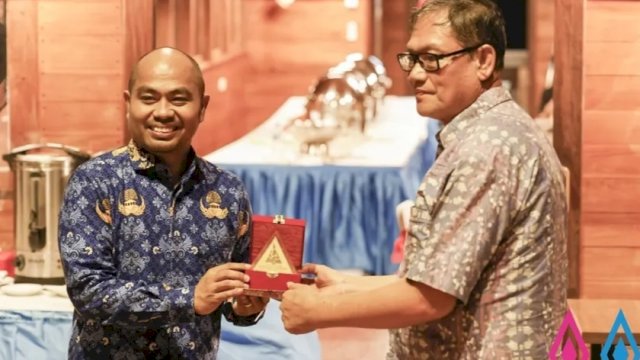 Sambut Peserta ICAS 2024, Dispar Makassar Ajak Peserta Sailing Bersama di Anjungan Pantai Losari