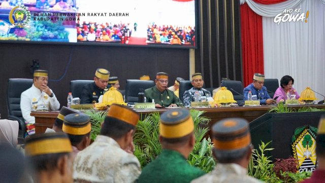 Foto rapat paripurna DPRD Gowa dengan pengumuman komposisi AKD 2024-2029 ||humas 