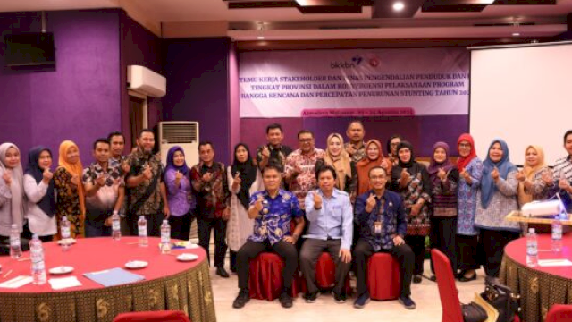 Plt DPPKB Makassar Hadiri Temu Kerja Stakeholder dan Dinas Pengendalian Penduduk untuk Percepat Penurunan Stunting