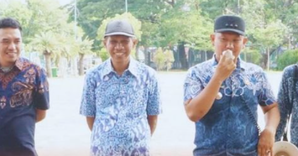 Camat Bontoala Tinjau Armada dan Satgas Drainase di Halaman Masjid Al-Markaz
