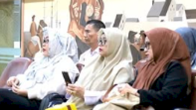 Kadis Sosial Hadiri Rapat Paripurna DPRD Kota Makassar