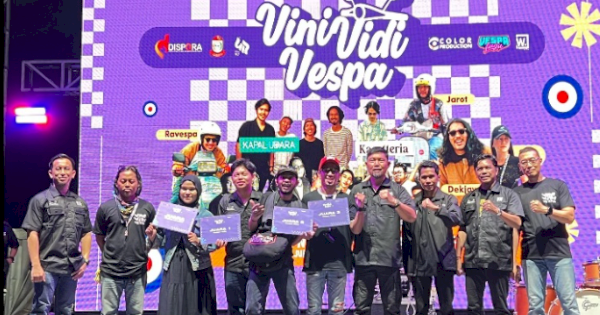 Bappeda Makassar Hadiri Vespa City Rally di Pantai Losari