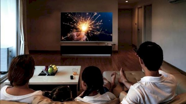 Rekomendasi Film Seru untuk Menemani Malam Tahun Baru di Rumah