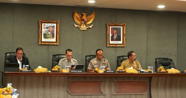 Target Tanam Jagung 1,7 Hektare, Mentan – Polri Bergandengan Tangan