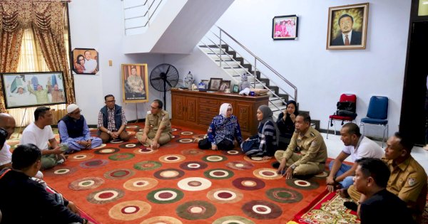 Melayat ke Rumah Duka Alwi Hamu, Danny Sebut Kehilangan Motivator