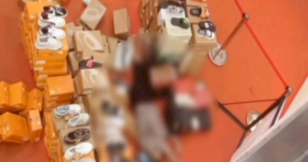 Pria Tak Dikenal Tewas Usai Loncat dari Lantai 5 Mall Citraland
