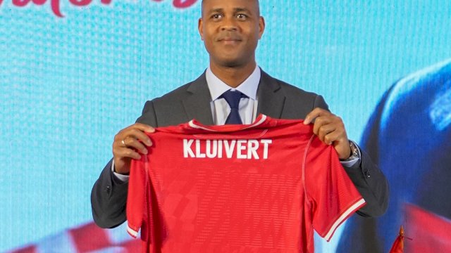 Patrick Kluivert Akui Sudah Lama Komunikasi Dengan Erick Thohir