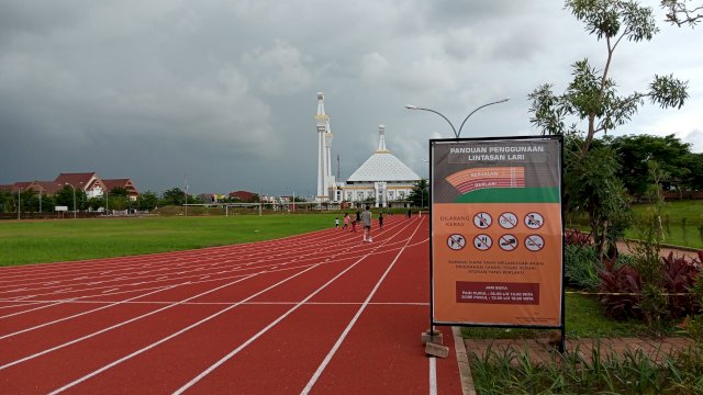 Fasilitas jogging track rubber di Gowa. Foto: HN/Dita 