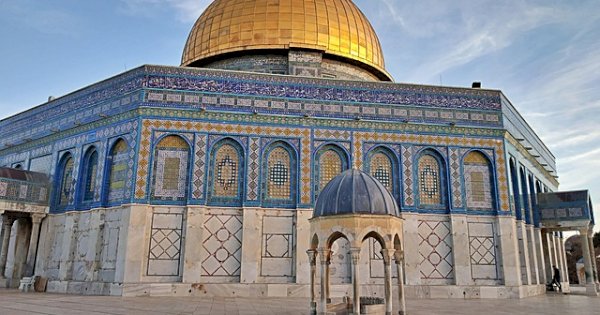 Momen Isra Mi’raj, 7 Negara yang Rayakan dengan Libur Nasional