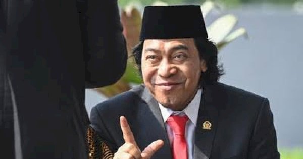 Canda Komeng soal Pagar Tengah Laut: Harusnya Kerja Sama Perusahaan Teralis