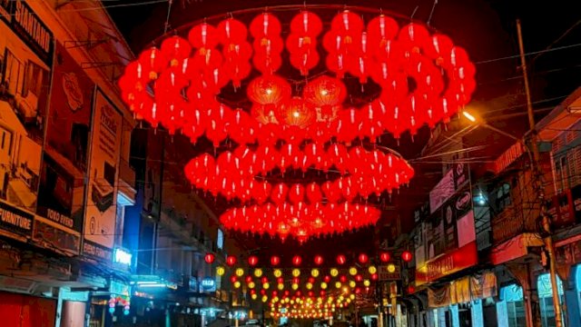 Nuansa lampu Lampion menghiasi kota Singkawang memeriahkan tahun baru Imlek 2025 ||@mbak_yayuk12