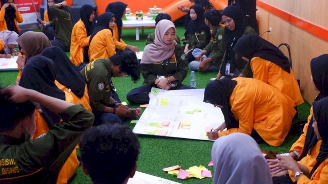 Selenggarakan Indigo Academy, Telkom dan Educourse.id Bantu Mahasiswa Universitas Negeri Makassar Kembangkan Startup Inovatif