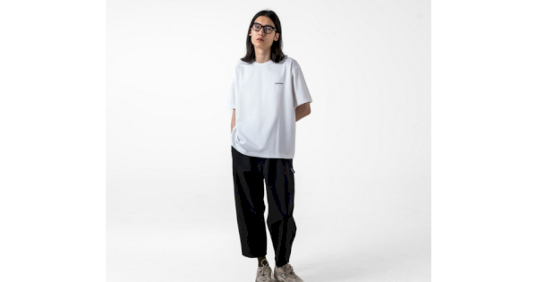 Baju Santai Tetap Stylish: Kaos Bodypack yang Wajib Dimiliki untuk Akhir Pekan Aktif