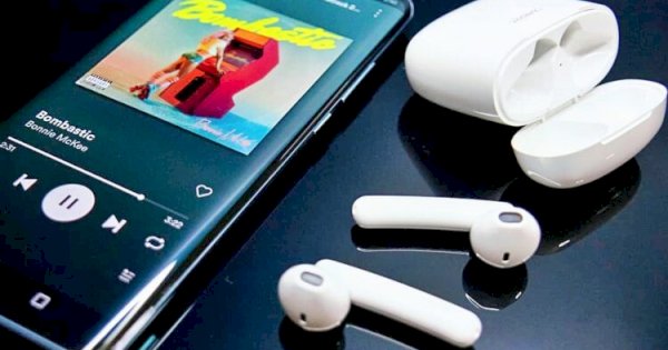 Tips Aman Gunakan TWS untuk Kesehatan Telinga