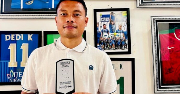 Dedi Kusnandar Perpanjang Kontrak di Persib Hingga 2026