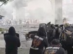 Eksekusi Lahan di Makassar Berakhir Ricuh, Massa dan Polisi Saling Serang