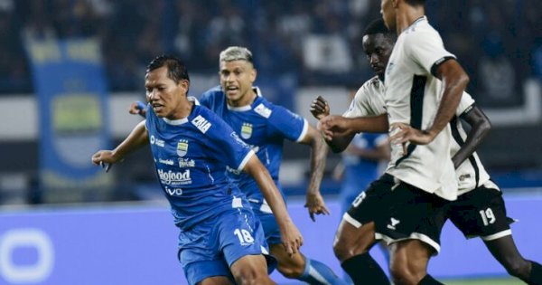 Persib Bandung Kokoh di Puncak BRI Liga 1 Usai Kalahkan PSM