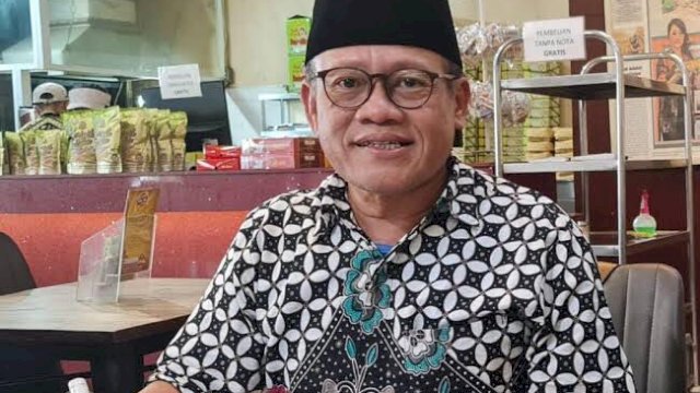 Ketua Indonesia Police Watch (IPW), Sugeng Teguh Santoso ||handover 