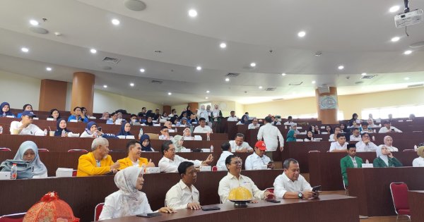 Pelantikan Pengurus Aspikom Sulselbar: Strategi Baru Hadapi Revolusi AI