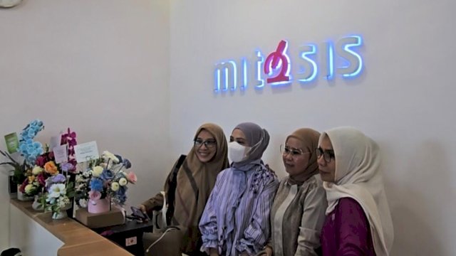 Mitosis Laboratory Laboratorium pertama di Indonesia Bidang Patologi Tangani Tumor