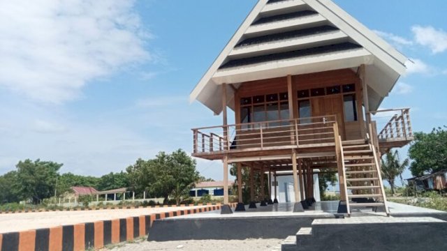Bangunan proyek Turatea Sport Tourism yang diduga tidak sesuai kontrak dan spesifikasi
