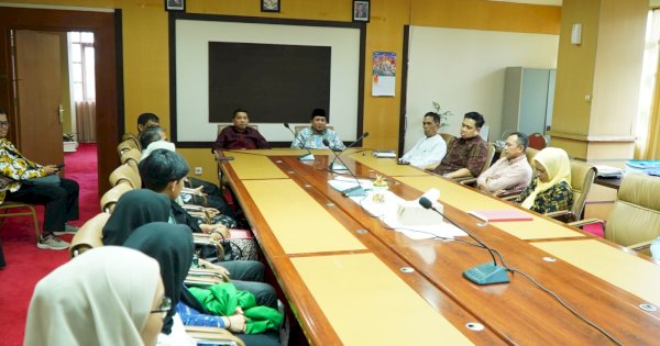 Berkat Zakat Profesi Dosen, 27 Mahasiswa UIN Alauddin Terbantu Bayar UKT