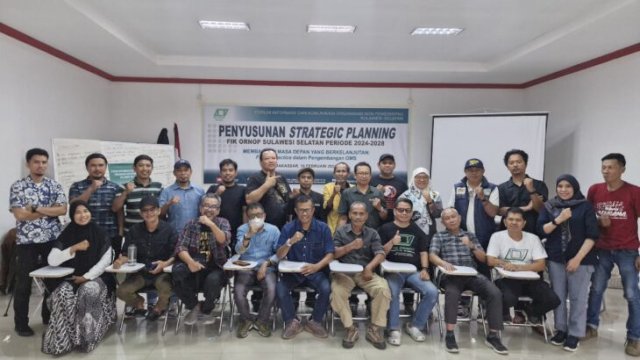 Kegiatan penyusunan strategic planning FIK Ornop Sulsel di Aula PMI Makassar, ||Ist 