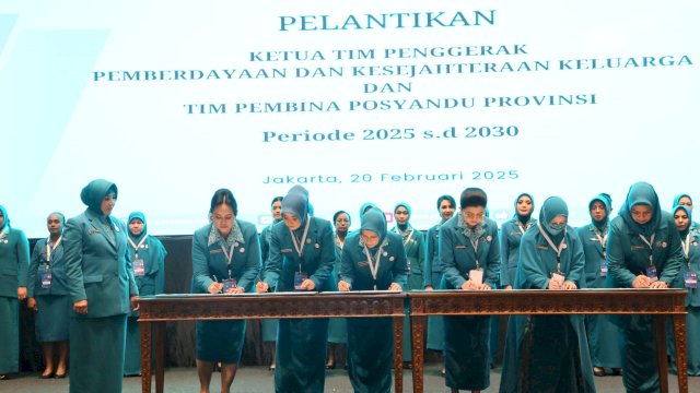 Ketua Umum Tim Penggerak PKK, Tri Tito Karnavian, secara resmi melantik dan mengukuhkan Naomie Octavia bersama lainnya menjadi Ketua PKK di masing-masing daerah. 