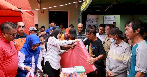Wakil Wali Kota Makassar Salurkan Bantuan Bagi Warga Terdampak Kebakaran