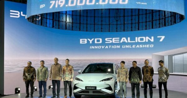 BYD Sealion 7 Mobil Listrik yang Canggih dan Ramah Lingkungan!
